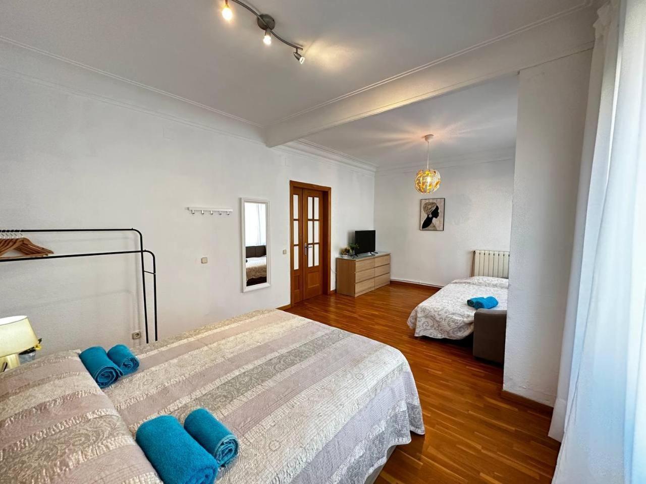 Habitaciones Acogedoras Barcelona Exterior photo