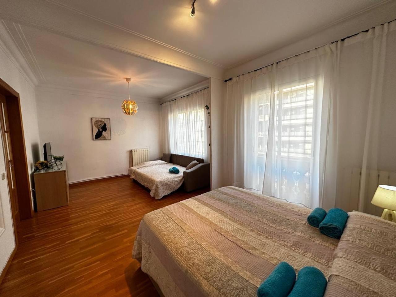 Habitaciones Acogedoras Barcelona Exterior photo