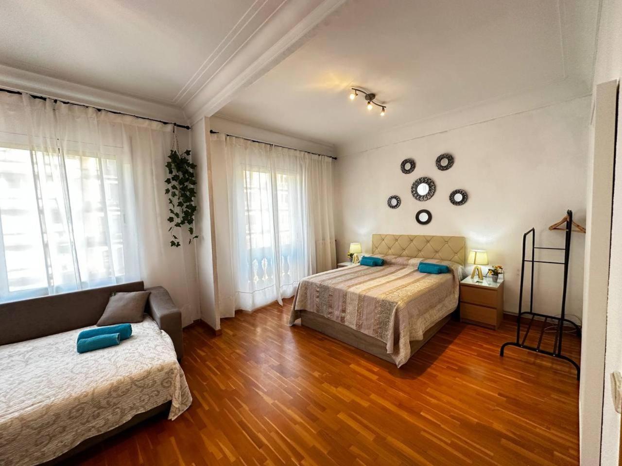 Habitaciones Acogedoras Barcelona Exterior photo